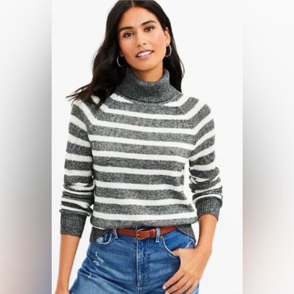 LOFT - M - Striped Turtleneck Sweater
